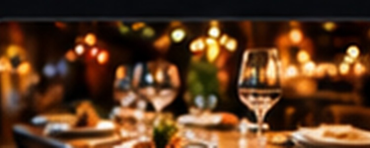 Une table de restaurant dans une ambiance chaleureuse, illustration d’une sortie entre amis